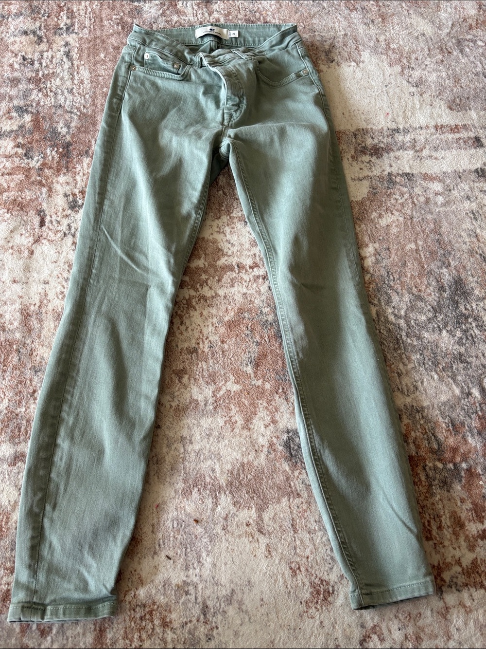 Vineyard Vines Skinny Jeans in Sage